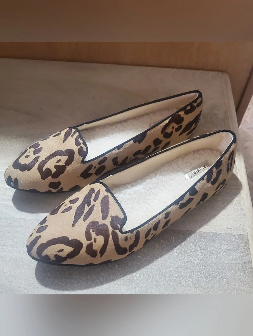 BIRDIES STARLING NWOT SZ 11. CALF HAIR LEOPARD PRINT LOAFERS. SHERPA LINING